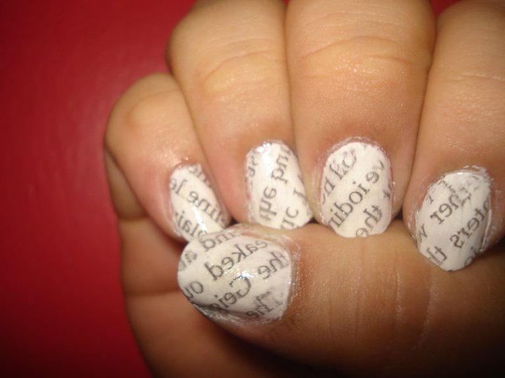 How To Make Newspaper Nails With Water