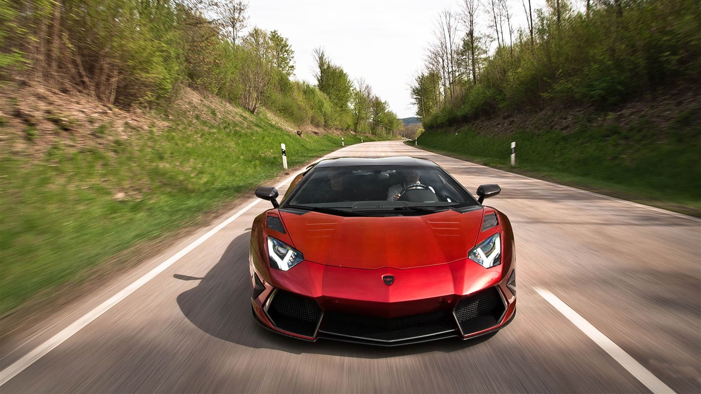 Lamborghini Aventador Wallpaper 1366x768