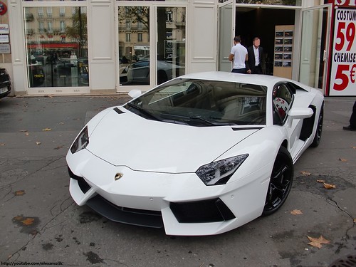 Lamborghini Aventador White And Black