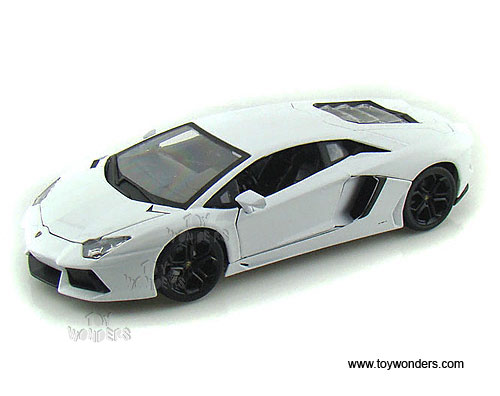 Lamborghini Aventador White Convertible