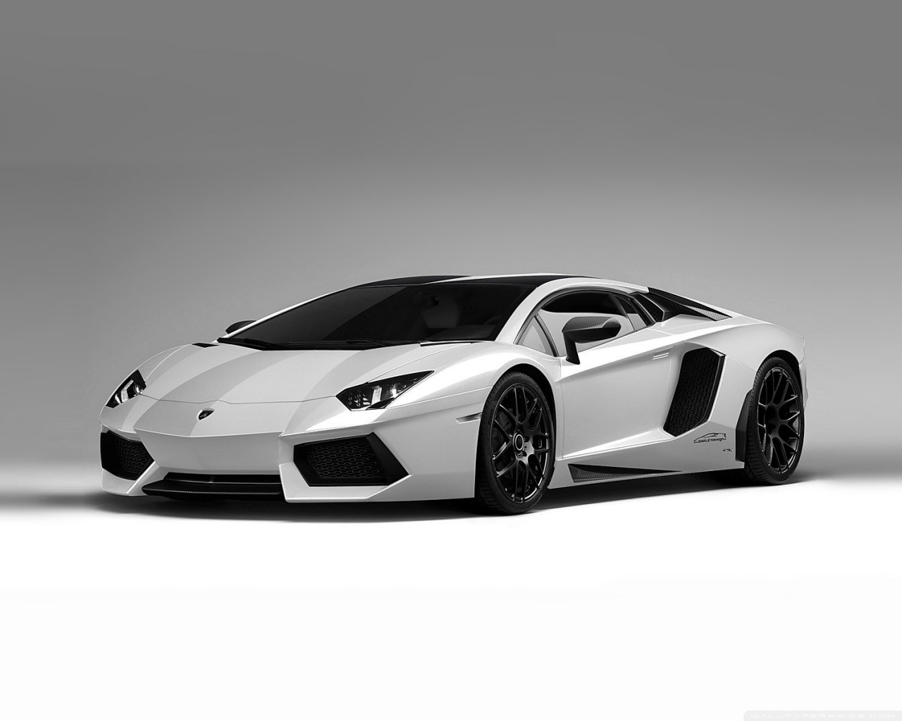 Lamborghini Aventador White Hd