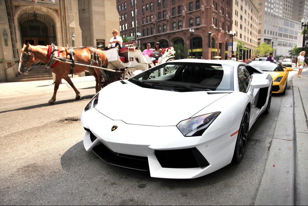 Lamborghini Aventador White Wallpaper