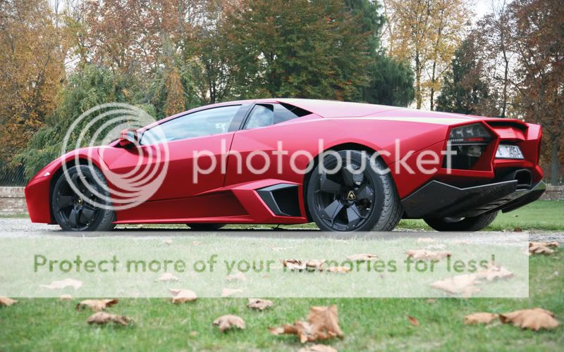 Lamborghini Reventon Spyder Red