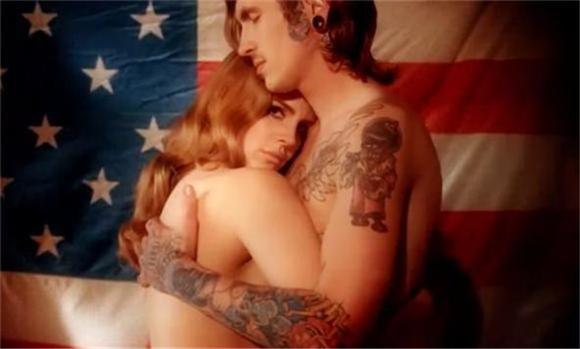 Lana Del Rey Born To Die Lyrics Video